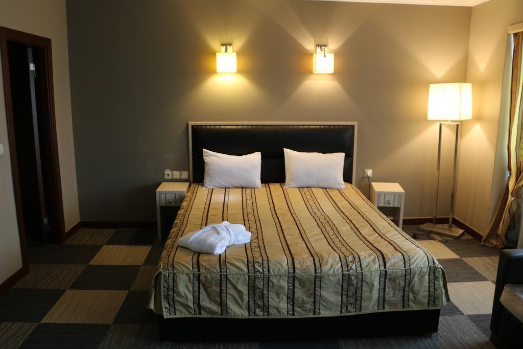 Aktau Hotel Dış mekan fotoğraf
