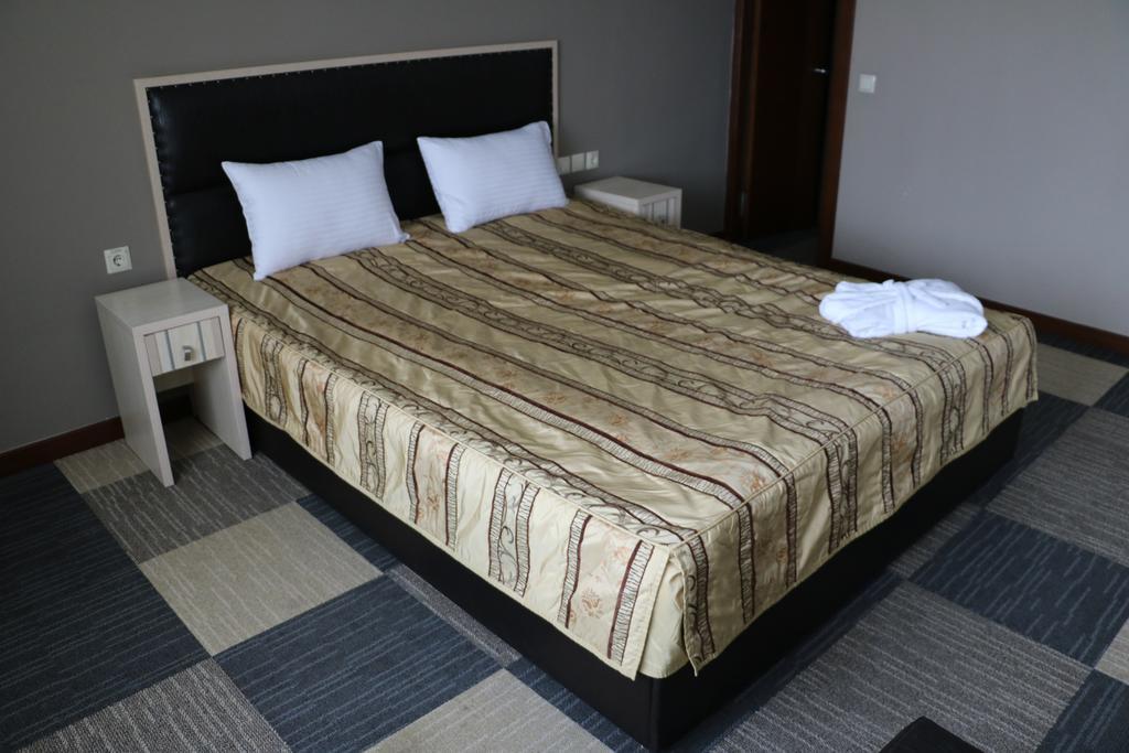 Aktau Hotel Dış mekan fotoğraf