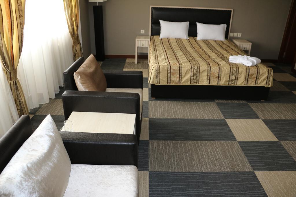 Aktau Hotel Dış mekan fotoğraf