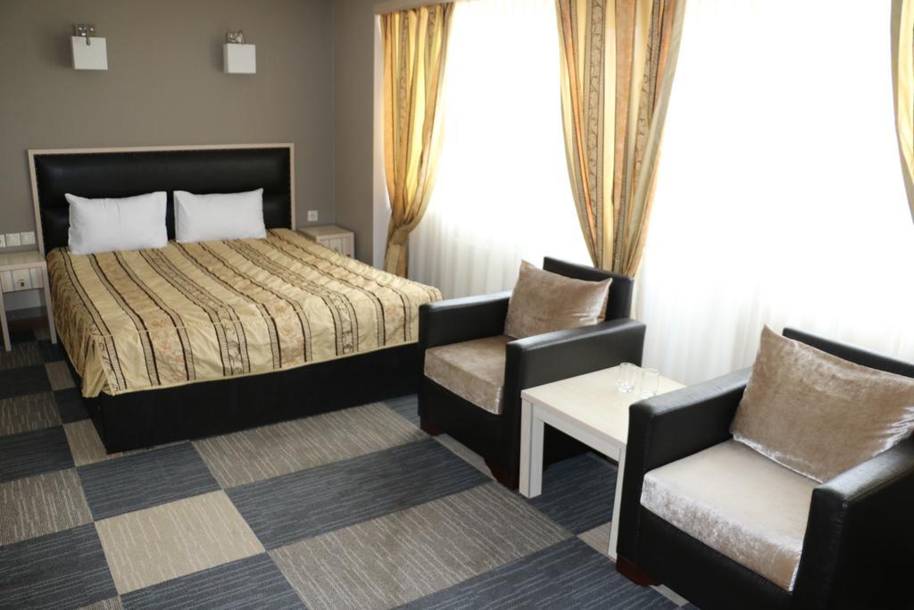 Aktau Hotel Dış mekan fotoğraf