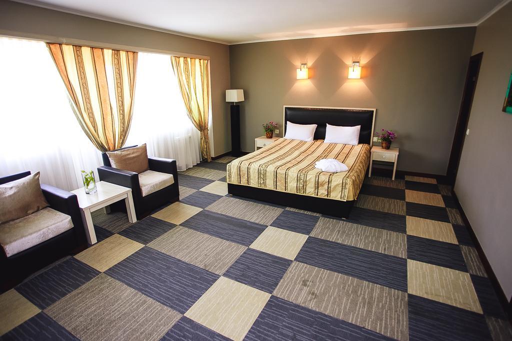 Aktau Hotel Dış mekan fotoğraf
