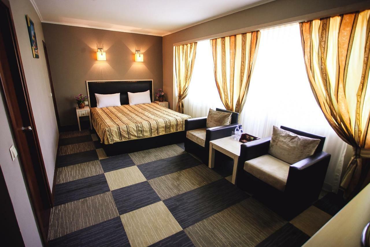 Aktau Hotel Dış mekan fotoğraf